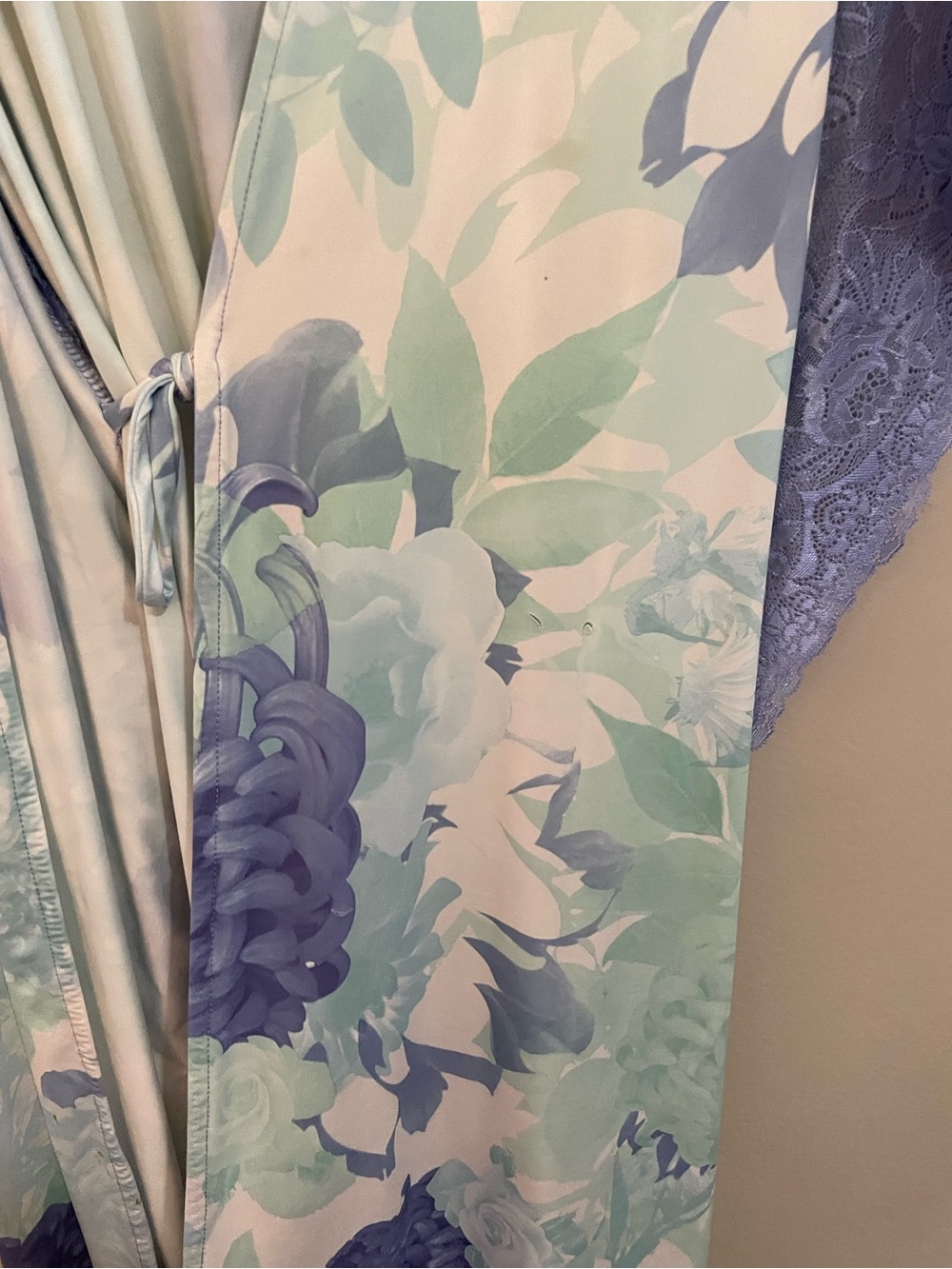 4/$20➡️ La Vie En Rose Lavender & Mint Floral Lace-Trim Kimono Robe – L/XL *Flaw - Picture 8 of 15